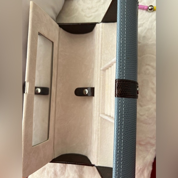 Travel jewelry box leather Cylindrical With Mirror - Picture 7 of 14